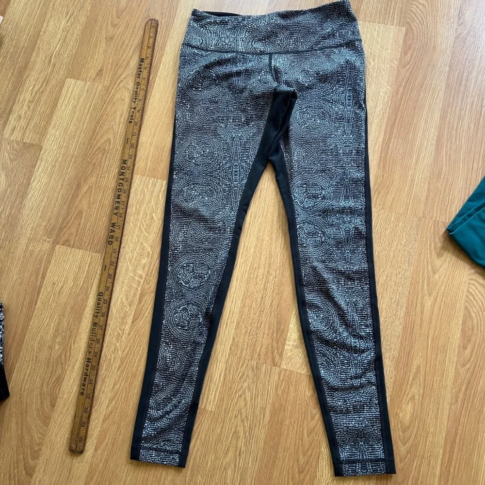 Lululemon Lot of 3 Multicolored Leggings Women's Size Small Read for Measurement